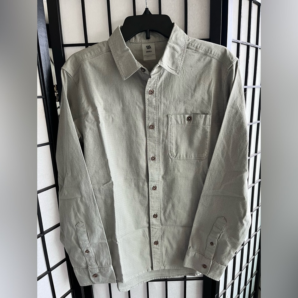 Men's VRST Long Sleeve Button Down Shirt